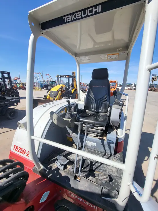 2019 Takeuchi TB250-2 Mini Excavator