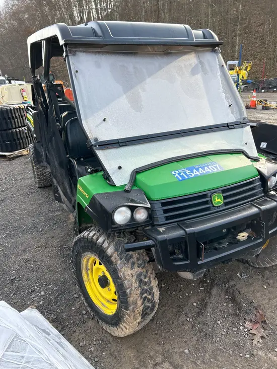 2022 John Deere XUV855M S4 Utility Vehicle