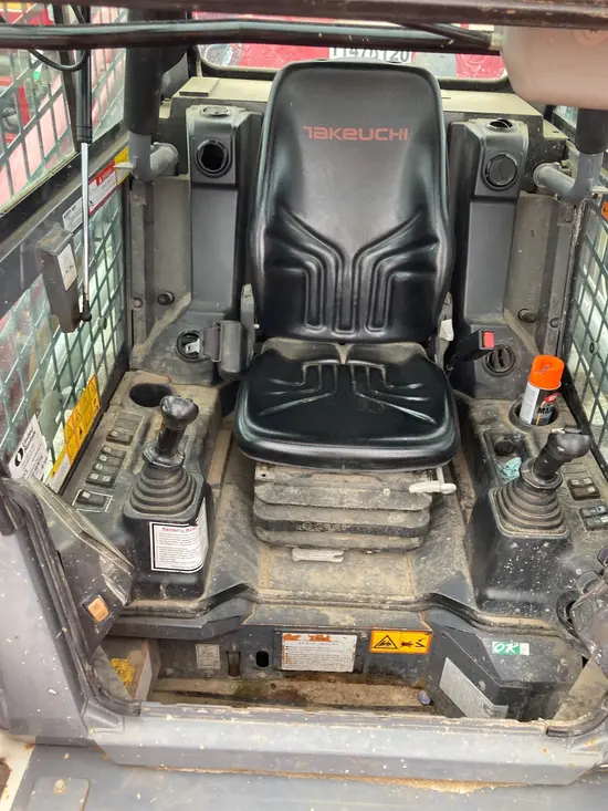 2018 Takeuchi TL12R2-CR Track Loader
