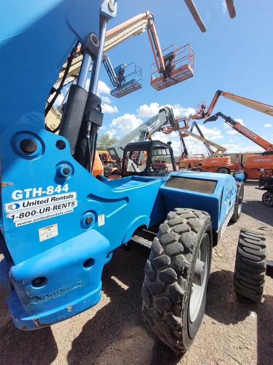 2015 Genie GTH-844 Forklift