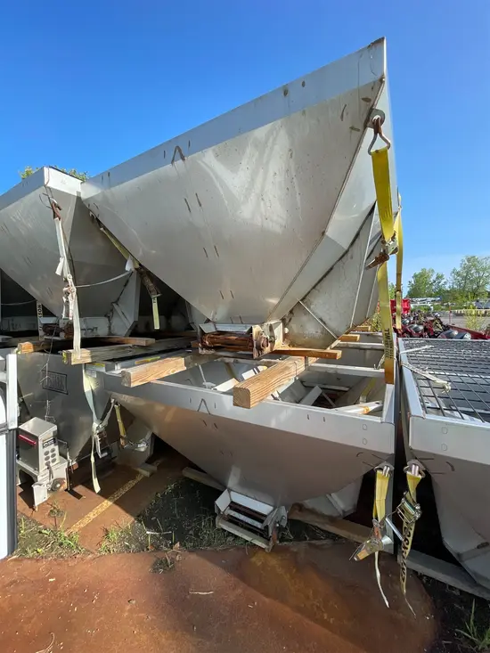 2019 Western Global 99039 Trailer
