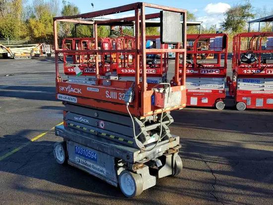 2014 Skyjack SJIII3219 Scissor Lift