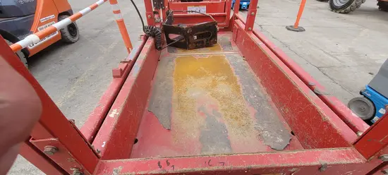 2017 MEC 1330SE Scissor Lift