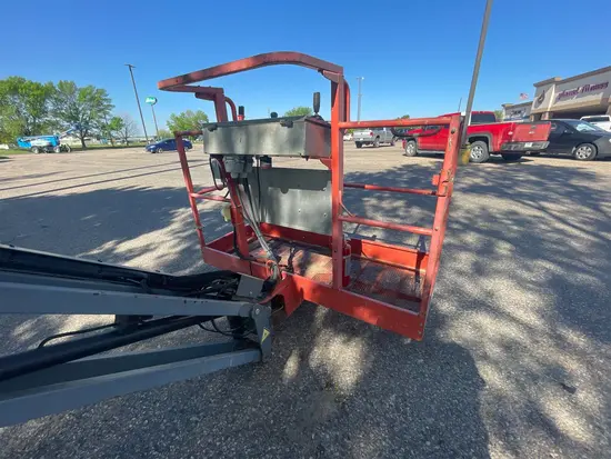 2017 Skyjack SJ46AJ Articulating Boom Lift