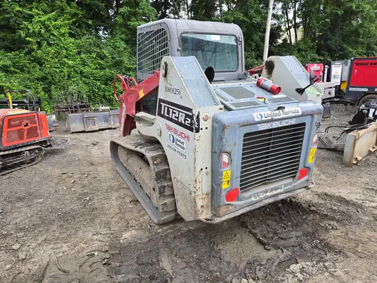 2018 Takeuchi TL12R2-CR Track Loader