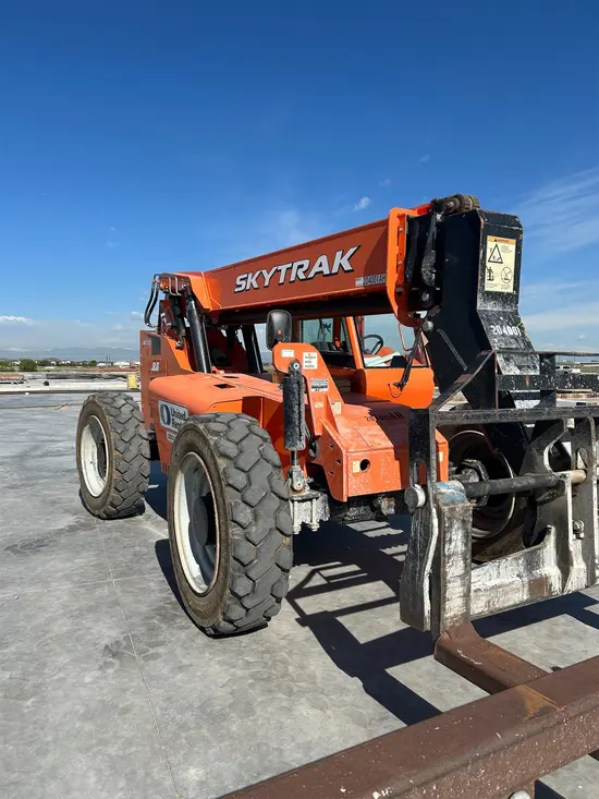 2018 SKYTRAK 6036 Forklift