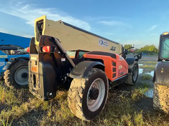 2019 JLG 1055 Forklift