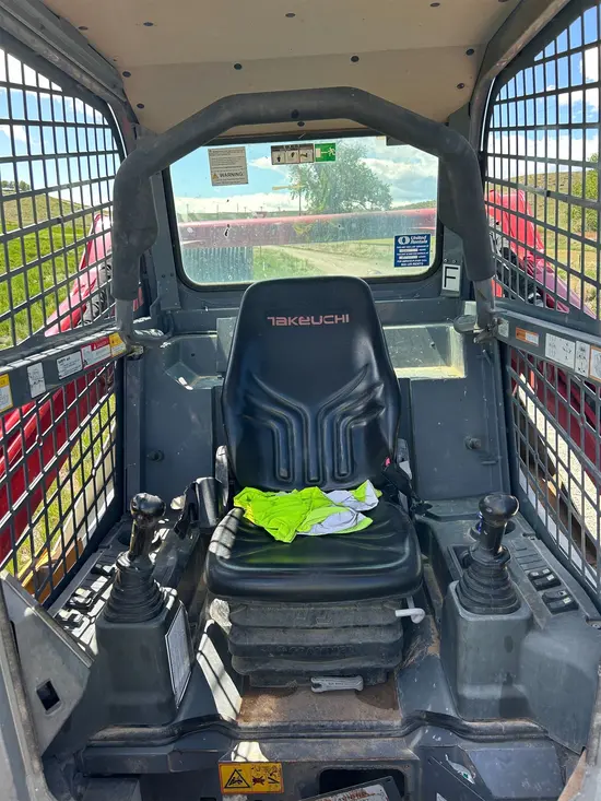 2019 Takeuchi TL10V2-R Track Loader