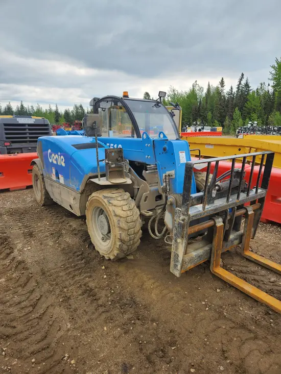 2018 Genie GTH-5519 Forklift