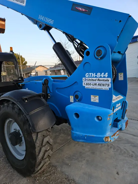 2015 Genie GTH-844 Forklift
