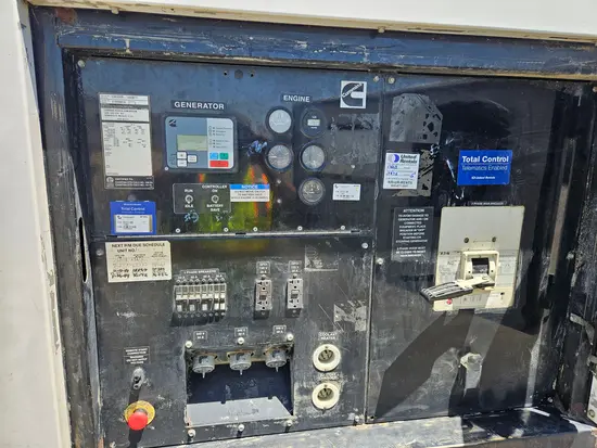 2014 Cummins C300D6RG Diesel Generator