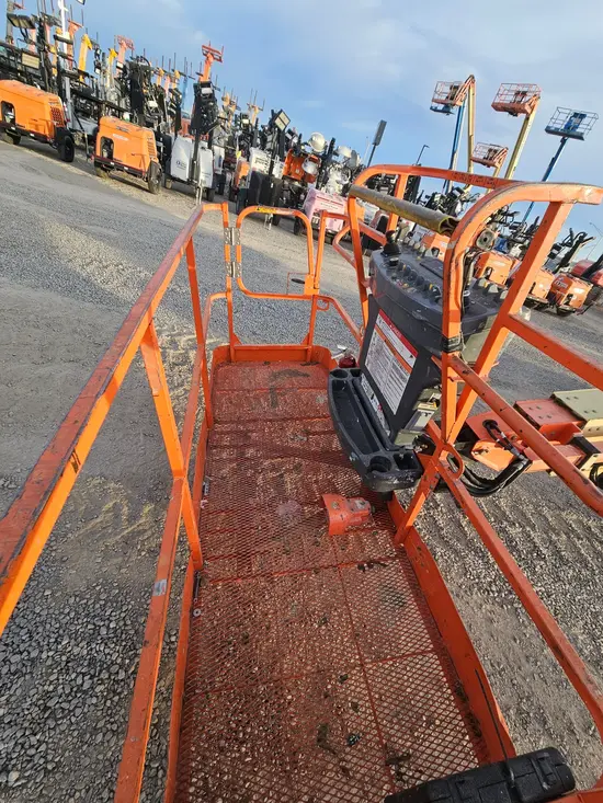 2017 JLG 600S Boom Lift