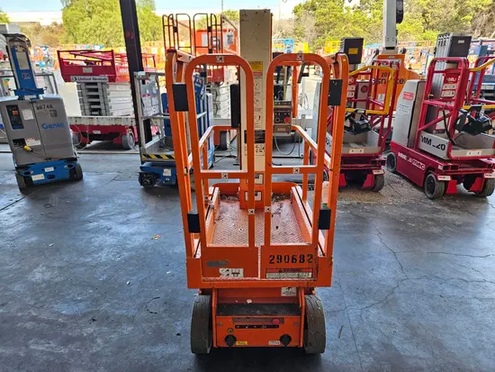 2022 Snorkel TM16E Self-Propelled One-Person Lift