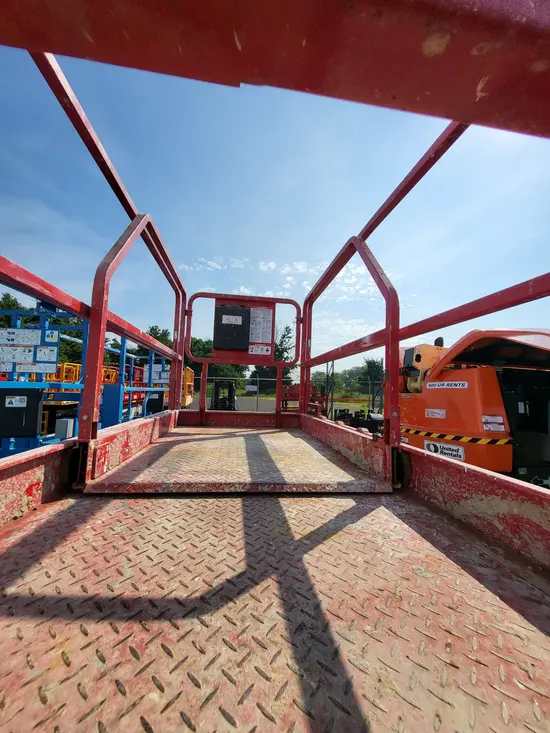 2017 MEC 4046SE Scissor Lift