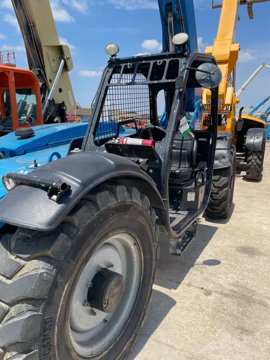 2015 Genie GTH-844 Forklift