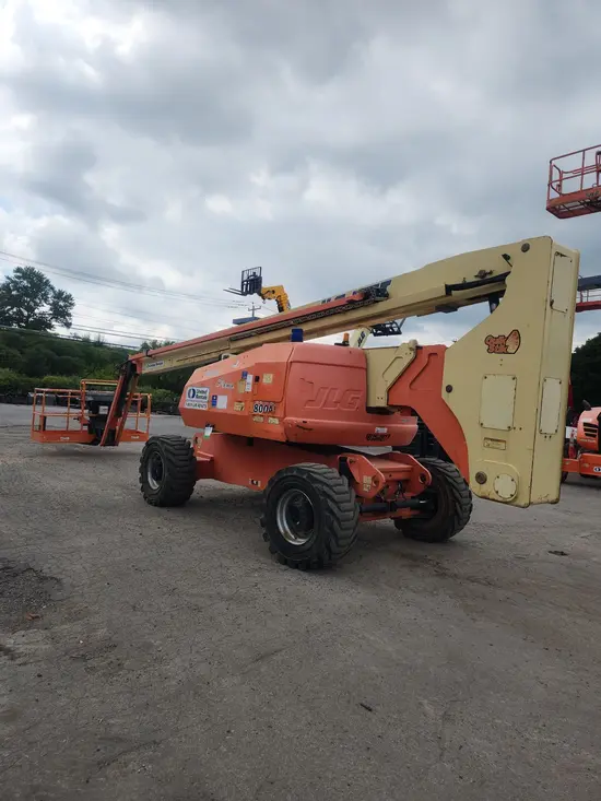 2013 JLG 800AJ Articulating Boom Lift