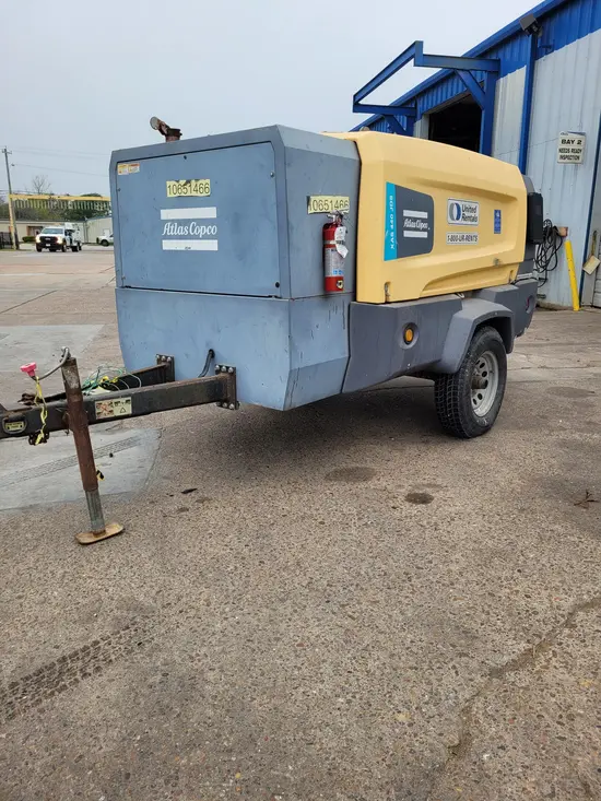 2017 Atlas Copco XAS440JD T4F Air Compressor