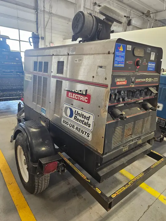 2019 Lincoln Electric VANTAGE 549 Welder