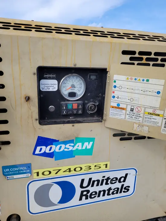 2018 Doosan P425/HP375WCUT4 Air Compressor