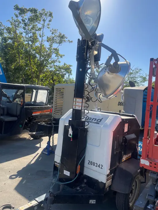 2017 Allmand NL5000 Portable Light Tower