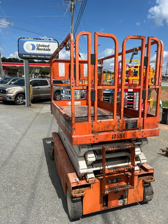 2016 Snorkel S4726E Scissor Lift
