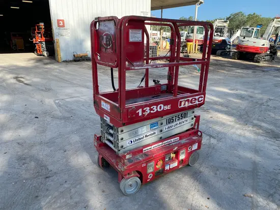 2017 MEC 1330SE Scissor Lift