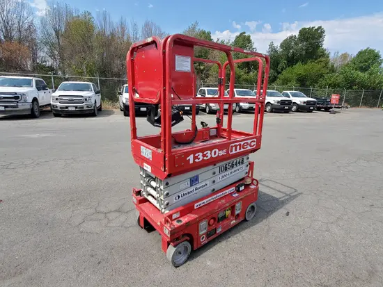 2017 MEC 1330SE Scissor Lift