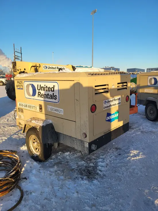 2020 Doosan P425/HP375EXT4I Air Compressor