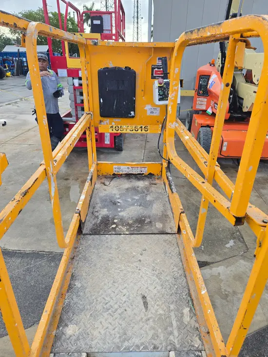 2017 Hy-Brid Lifts HB1430 Scissor Lift