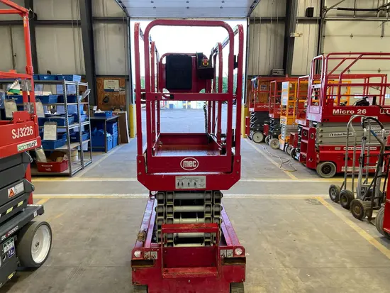 2018 MEC MICRO 19 Scissor Lift