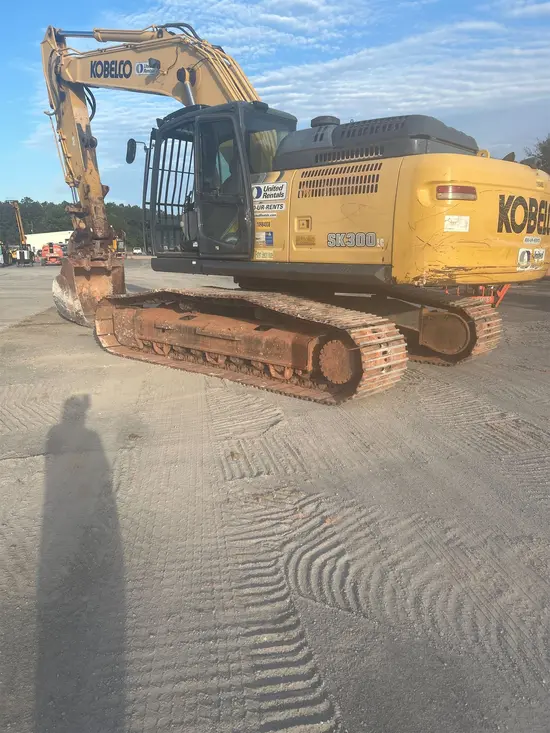 2019 Kobelco SK300LC Excavator