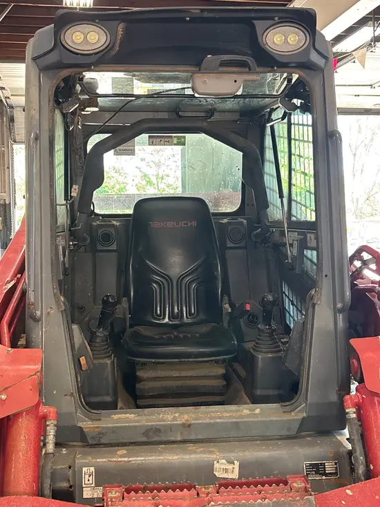 2021 Takeuchi TL12V2-CRR Track Loader
