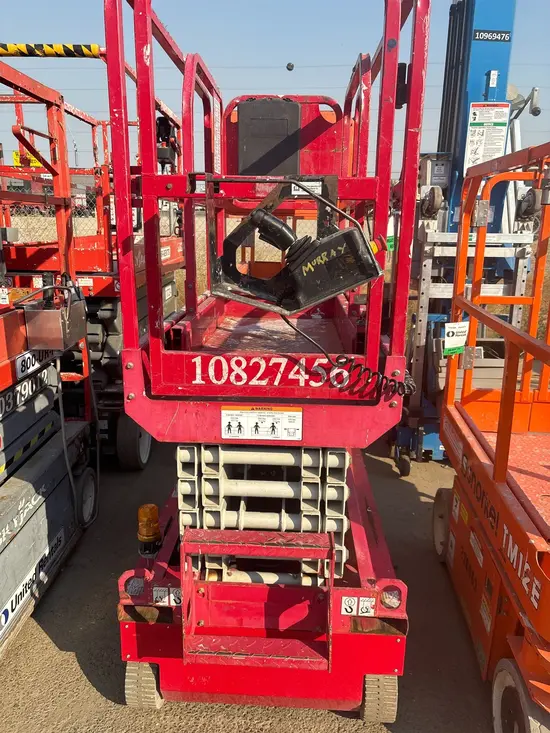 2018 MEC MICRO 19 Scissor Lift