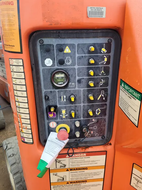 2015 JLG E400AJPN Articulating Boom Lift