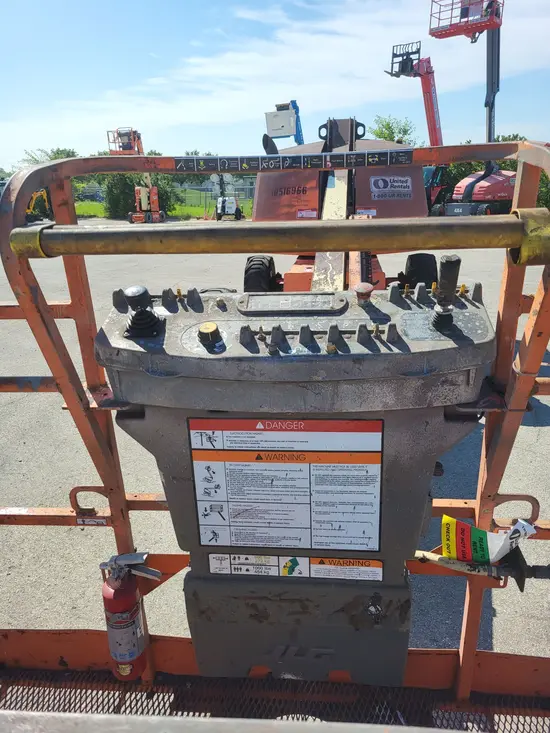 2016 JLG 400S Boom Lift