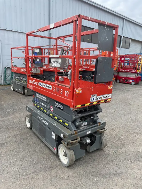 2016 Skyjack SJIII3219 Scissor Lift