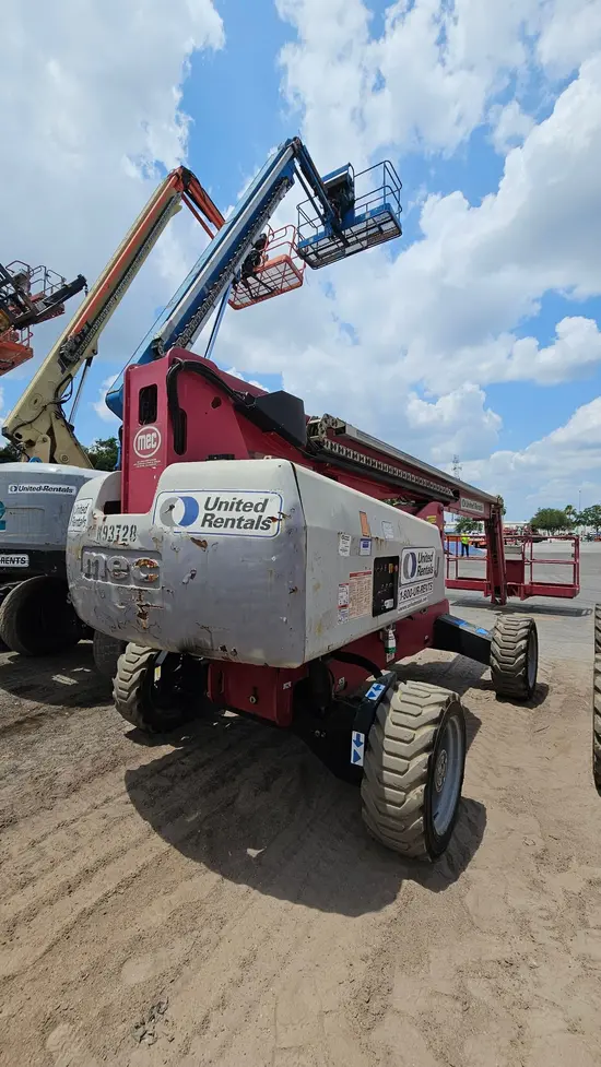 2016 MEC 60JD Boom Lift
