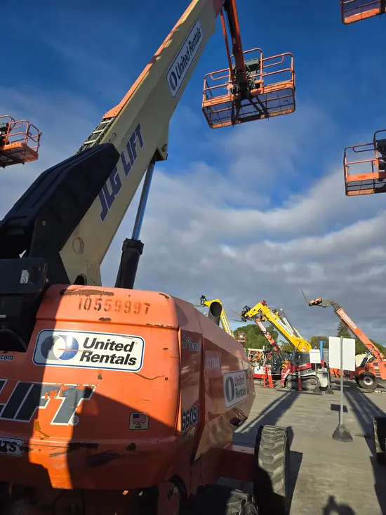 2017 JLG 660SJ Boom Lift