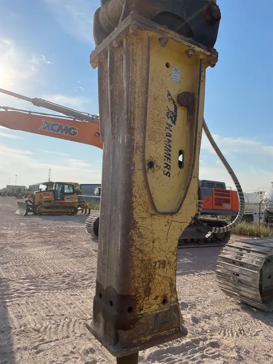 2017 SOOSAN CB1300S Attachment