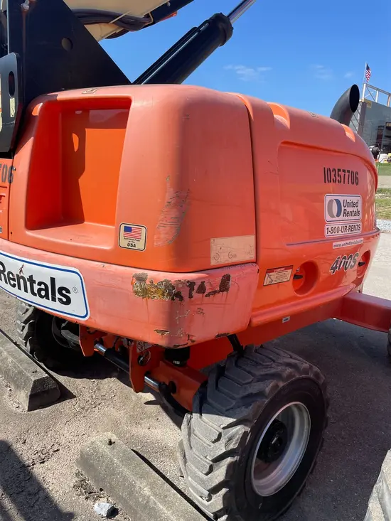 2015 JLG 400S Boom Lift
