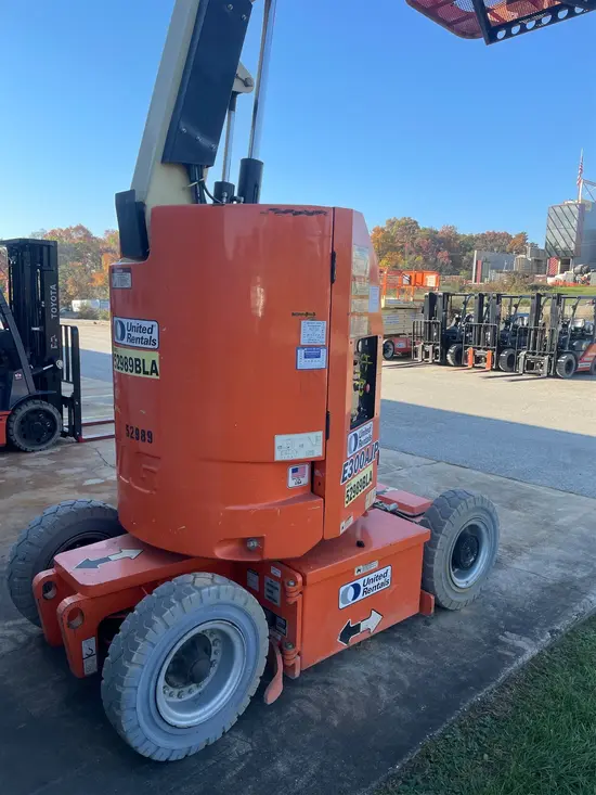 2017 JLG E300AJP Articulating Boom Lift