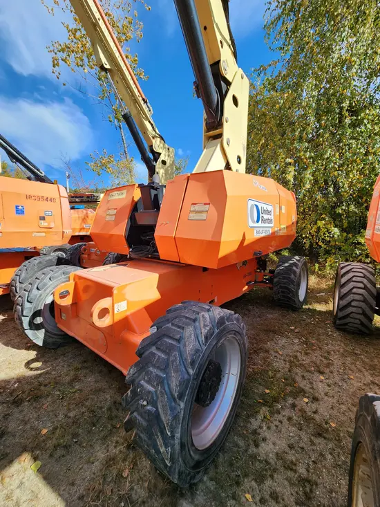 2017 JLG 860SJ Boom Lift