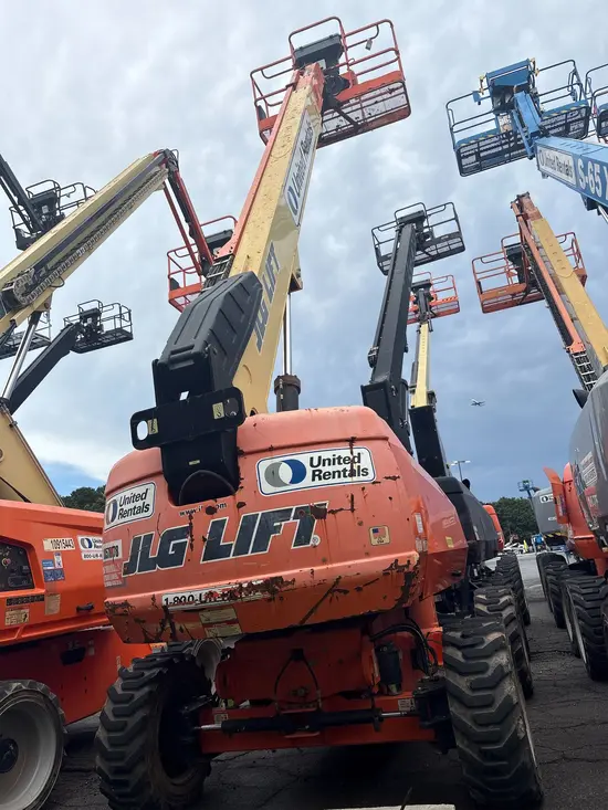 2017 JLG 600S Boom Lift
