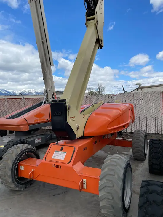 2015 JLG E600JP Articulating Boom Lift