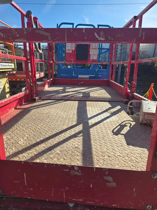 2016 MEC 4069ERT Scissor Lift