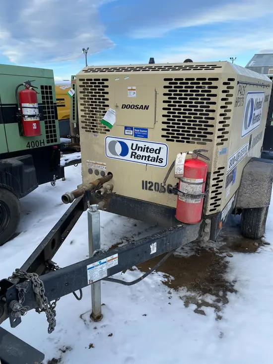 2021 Doosan P425/HP375WCUT4 Air Compressor