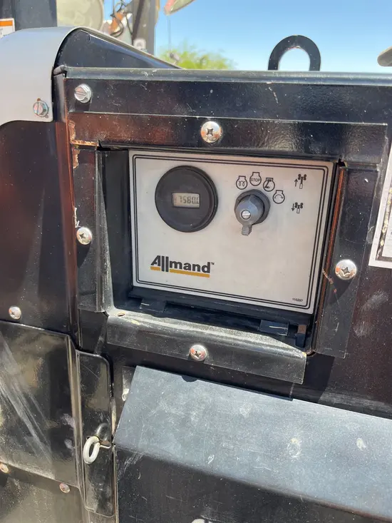 2018 Allmand NL-V Portable Light Tower