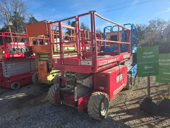 2016 MEC 4069ERT Scissor Lift