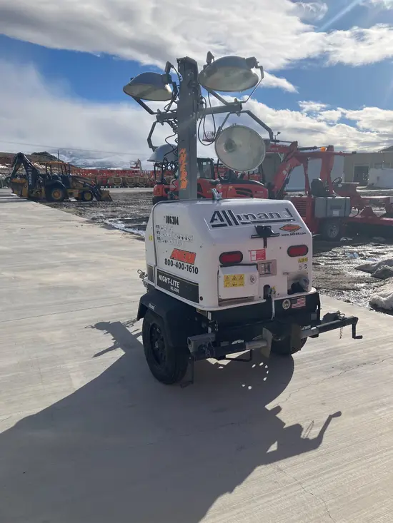 2017 Allmand NL5000 Portable Light Tower