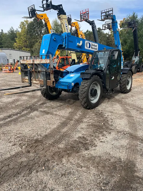 2017 Genie GTH-844D Forklift